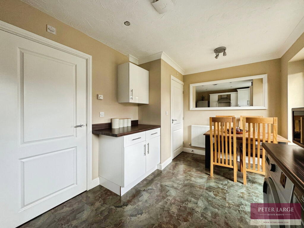 109 Dyserth Road, Rhyl, LL18 4DU photo 4