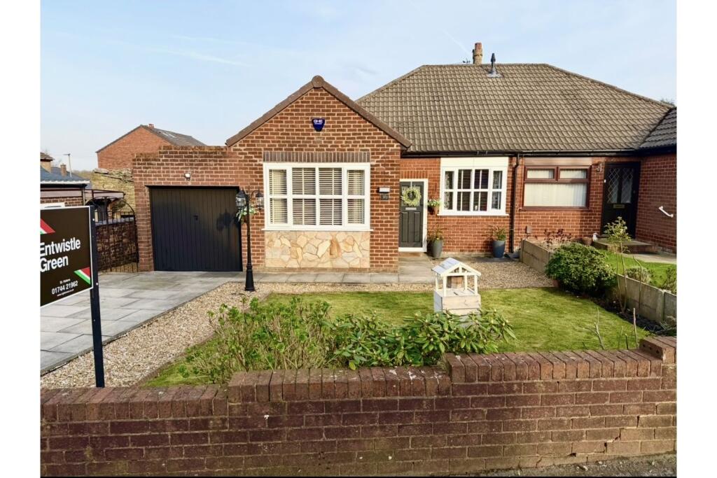Main image of property: Longshaw Old Road, Wigan, WN5