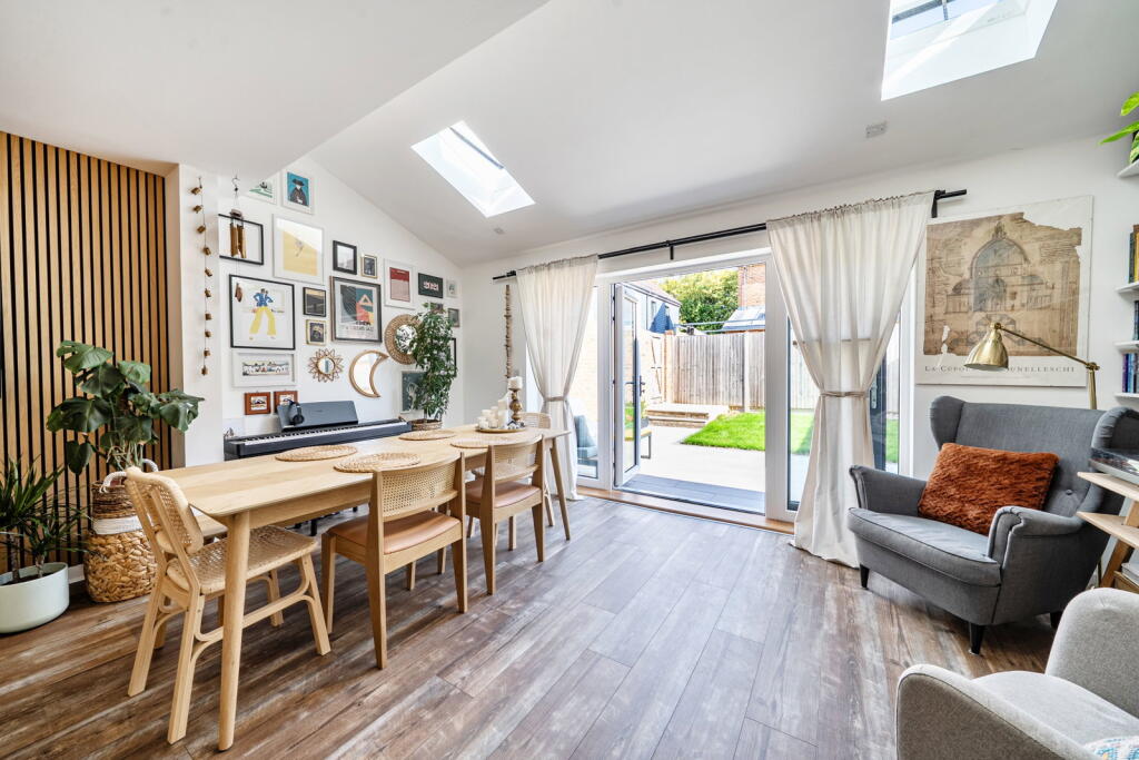 House in Reading - View 4