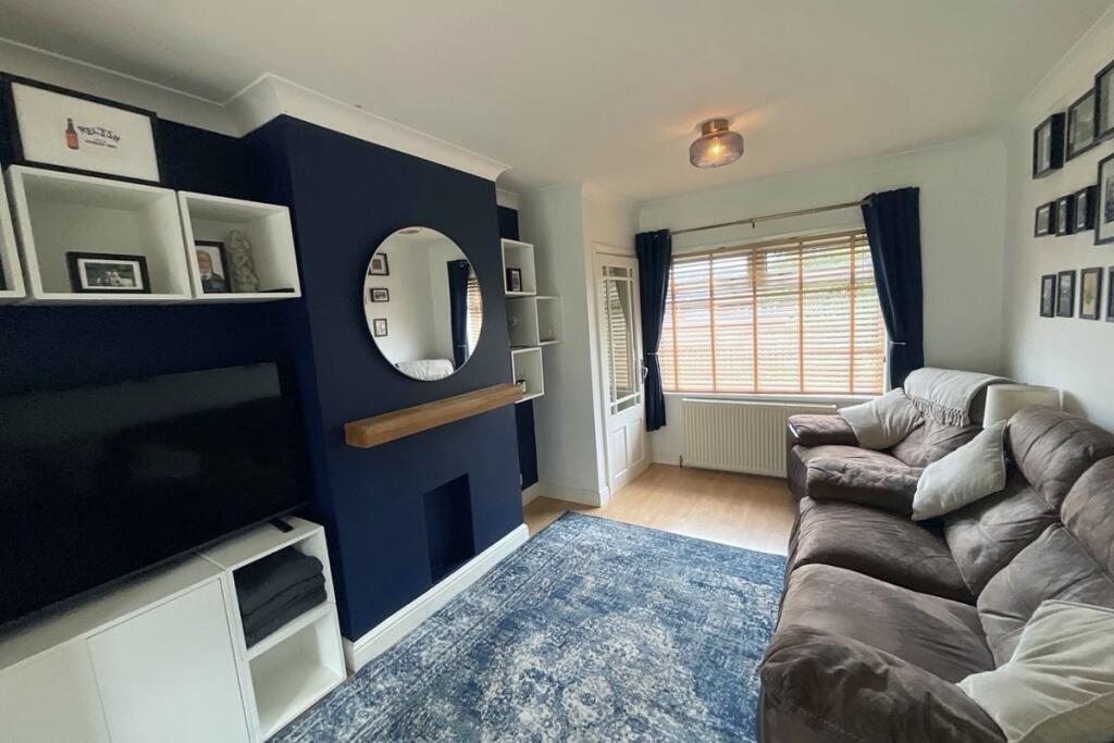House in Sheffield, Tithe Barn Estate, Woodhouse - View 5
