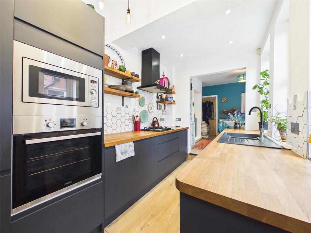 House in Nottingham - View 4