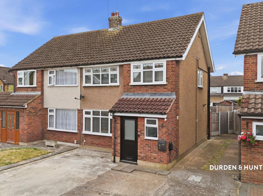 Main image of property: Oxford Avenue, Hornchurch, RM11