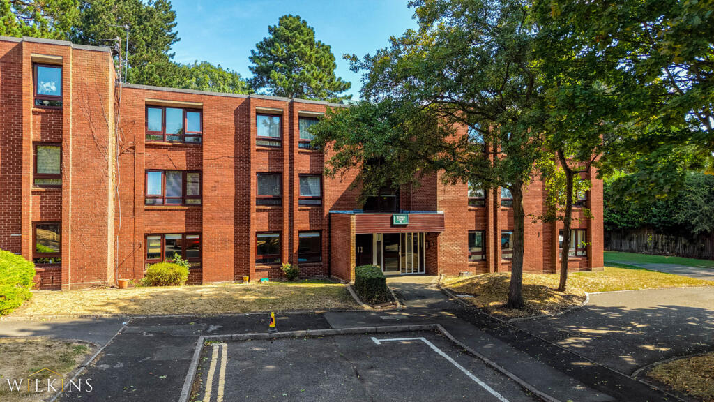 Main image of property: Bowlas Avenue, Sutton Coldfield, West Midlands, B74
