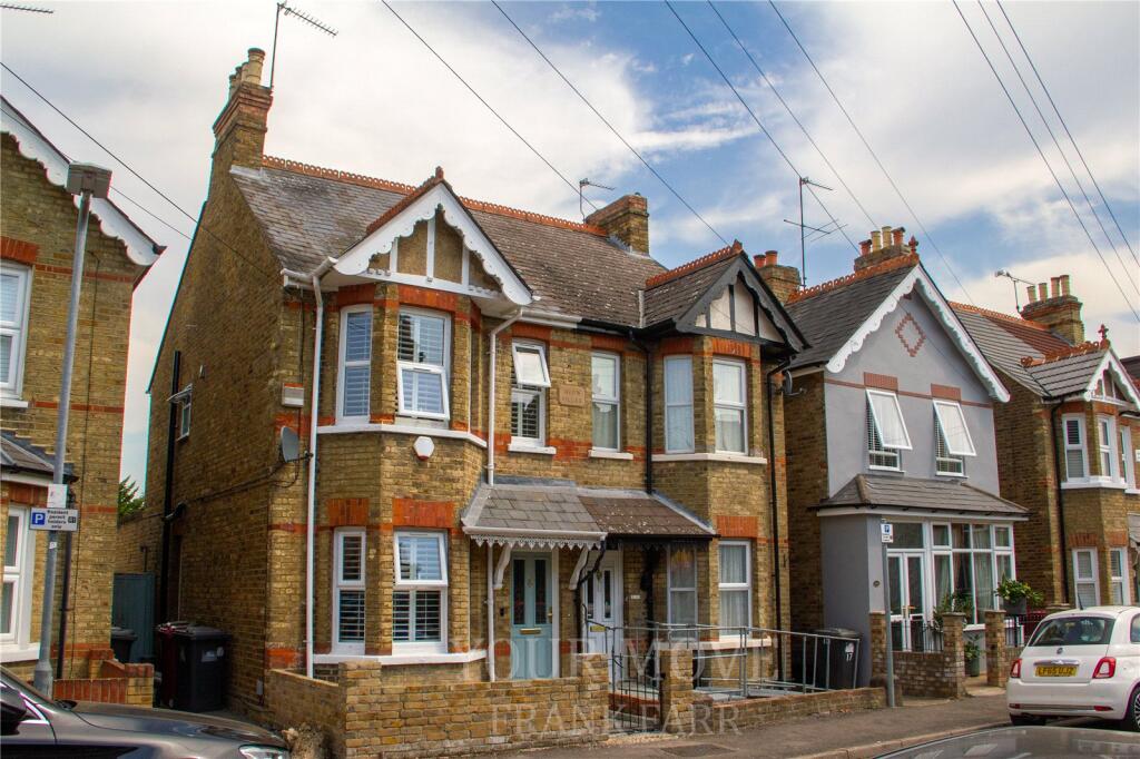 Main image of property: Elmhurst Road, Langley, Berkshire, SL3