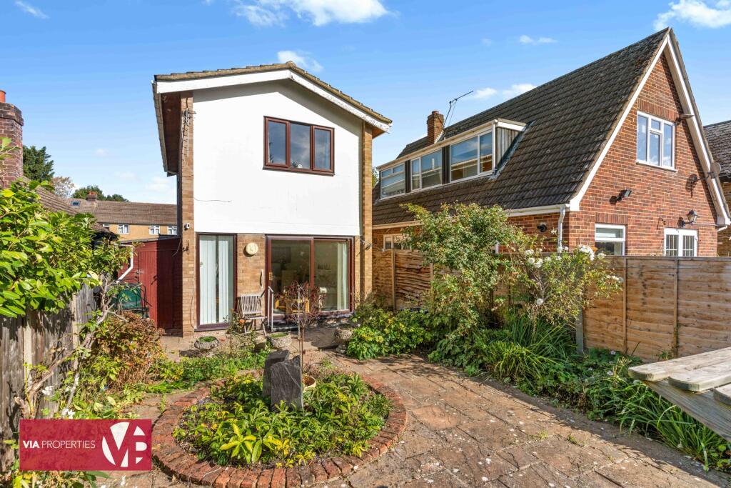 Main image of property: Old Nazeing Road, Broxbourne, EN10