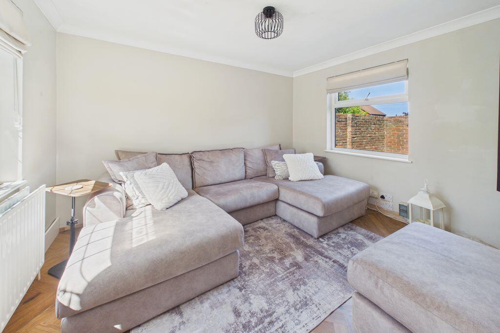 House in Reigate and Banstead, Surrey - More
