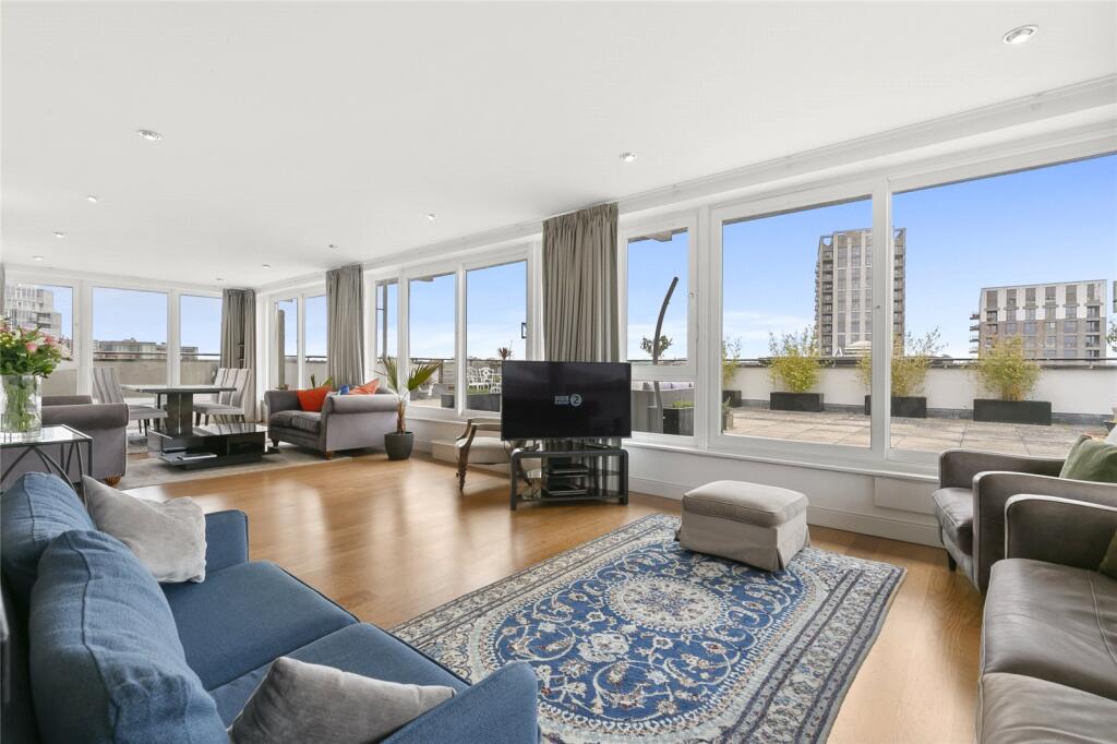 Main image of property: Smugglers Way, London, SW18