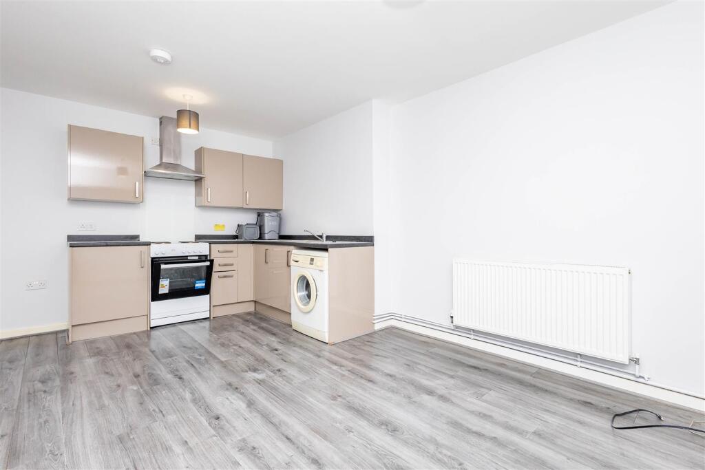 Apartment in Preston, Cuerden Green, Lostock Hall - View 2