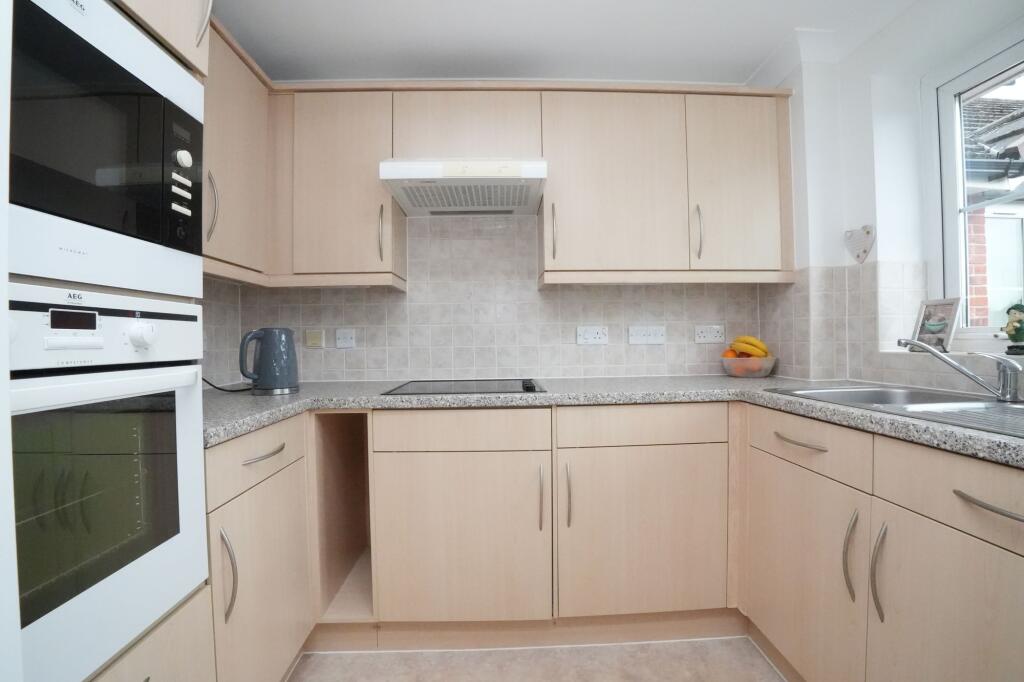 Additional image 5 of Stratford Road, Hall Green, B28