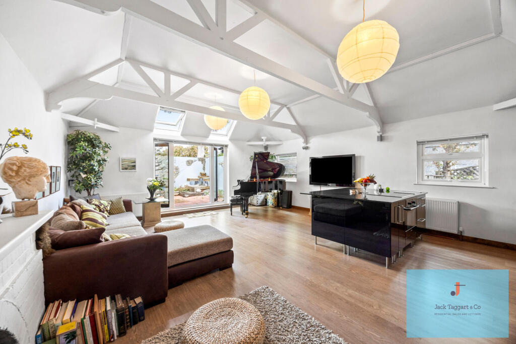 Main image of property: The Cliff, Brighton