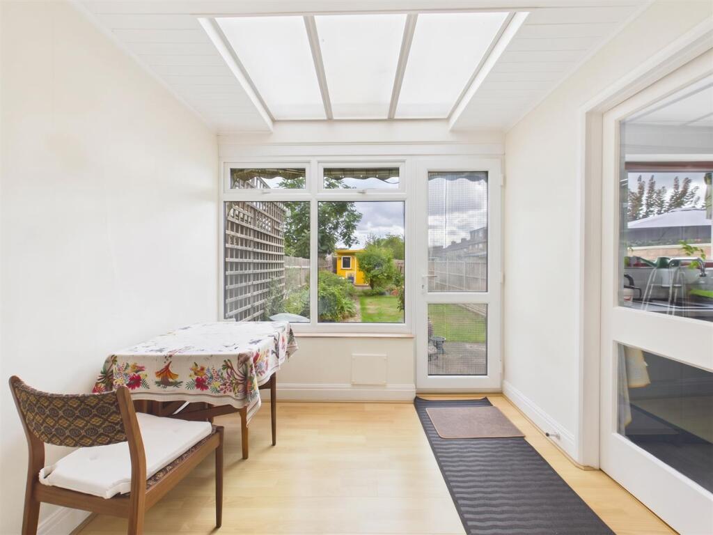 House in Harrow - More