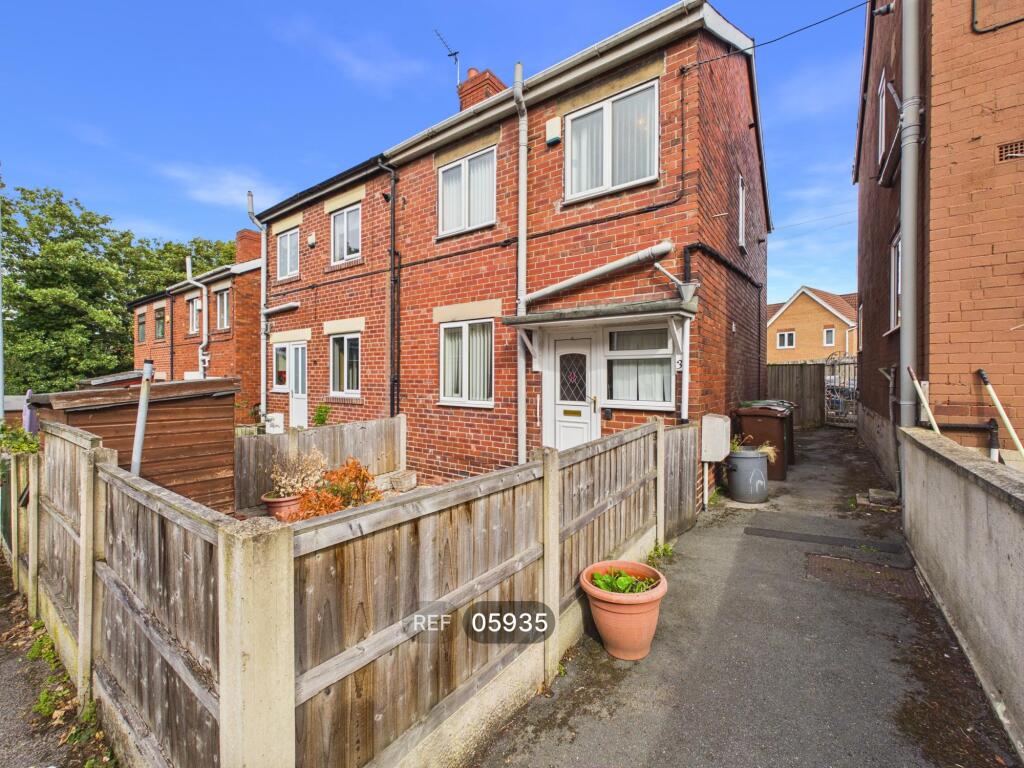 Main image of property: Aire View, Knottingley, West Yorkshire, WF11 8LE