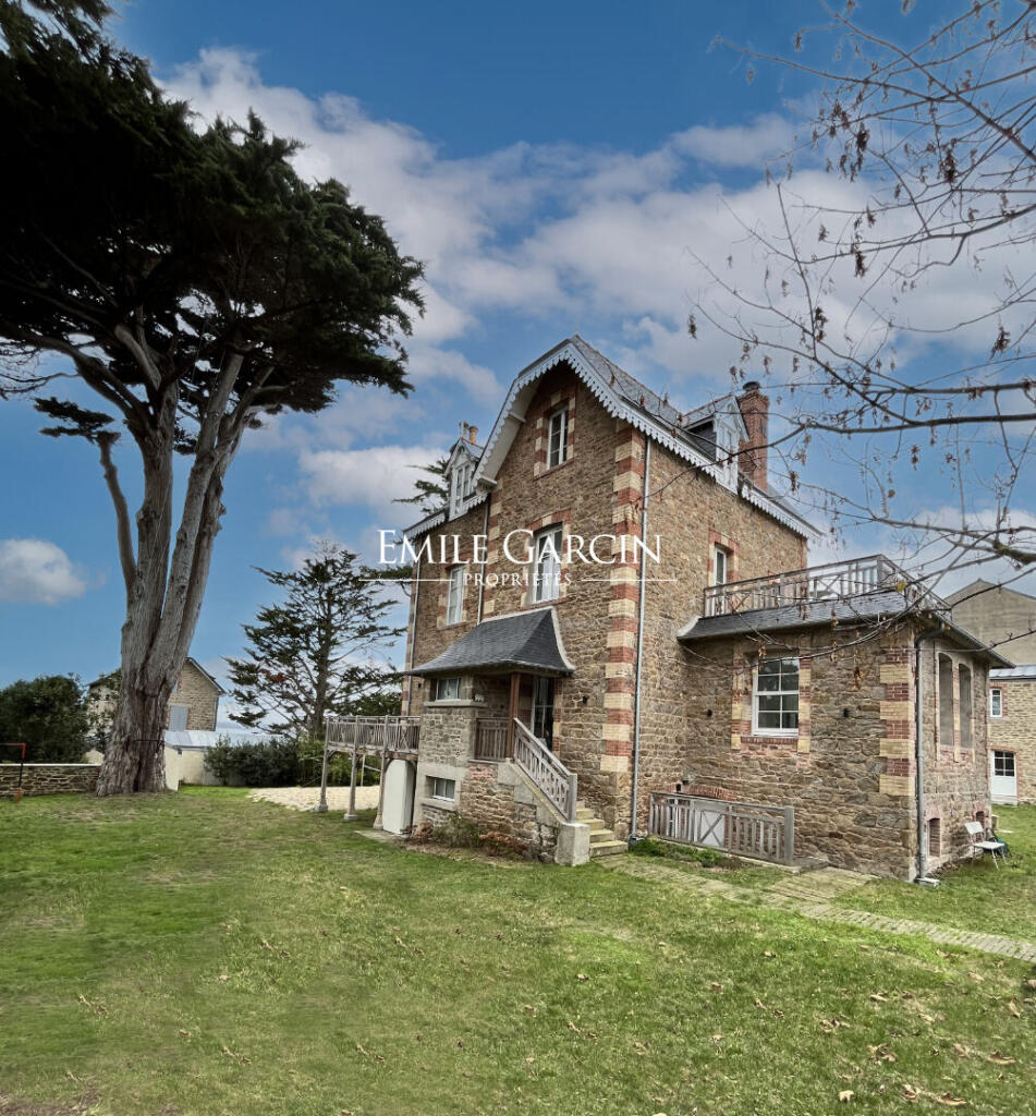 Main image of property: Brittany, Ille-et-Vilaine, St-Lunaire