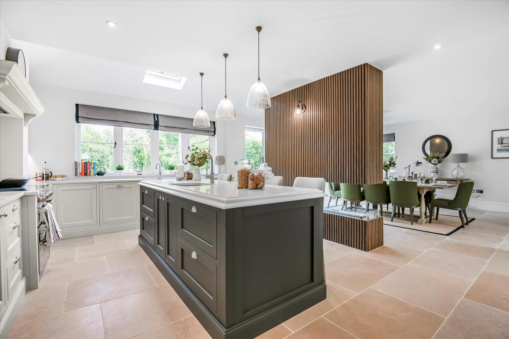 Kingwood Common, Kingwood, Henley-on-Thames, Oxfordshire, RG9 - View 5
