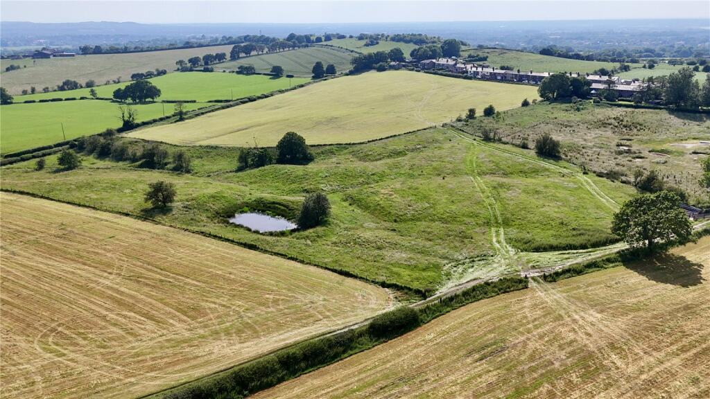 Denham Lane, Brindle, Chorley, Lancashire - View 4