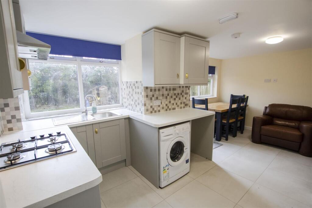 Main image of property: Harborne Lane, Selly Oak, Birmingham, West Midlands, B29