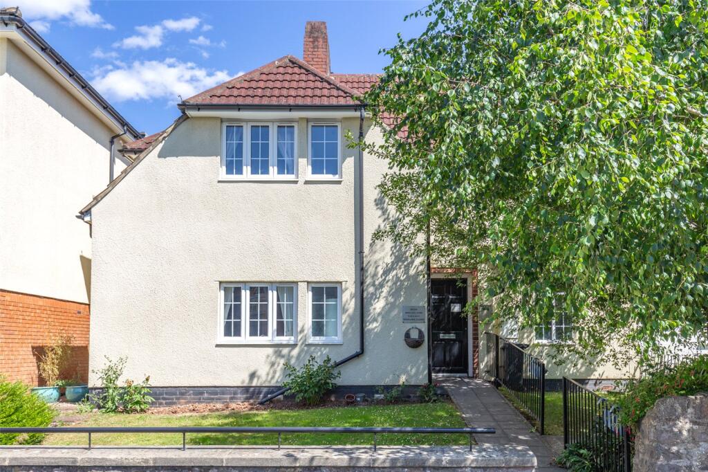 Main image of property: Henleaze Road, Bristol, BS9