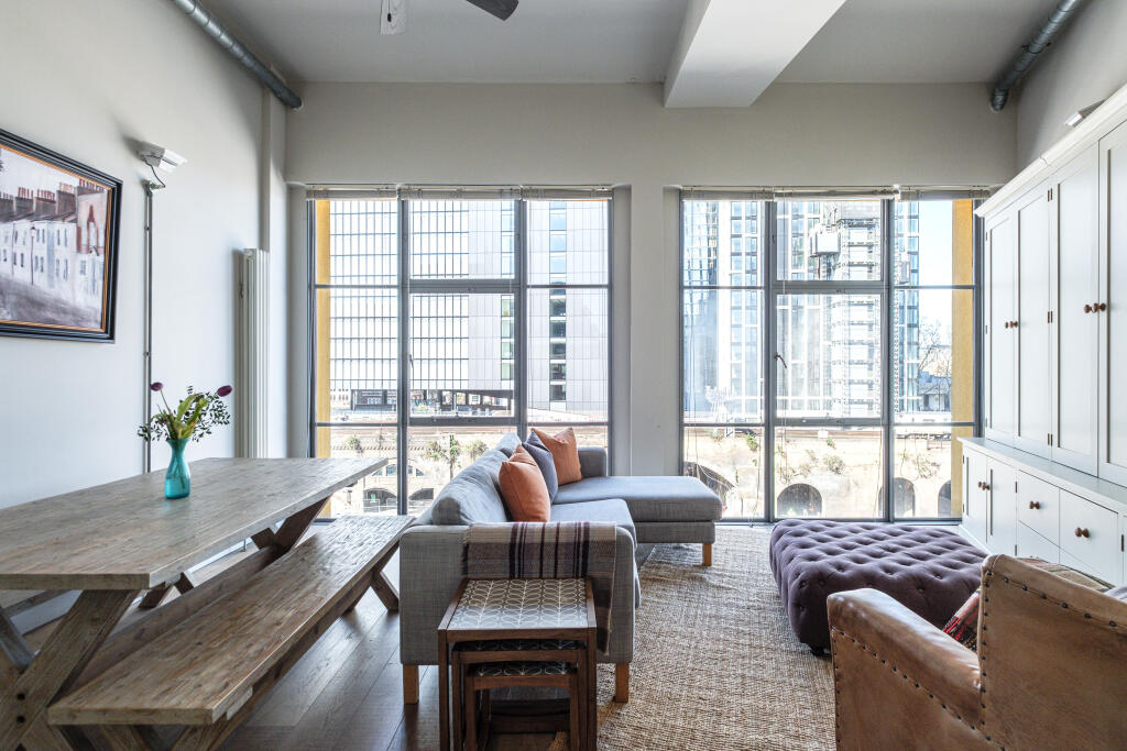 Main image of property: Bankside Lofts, Hopton Street, SE1