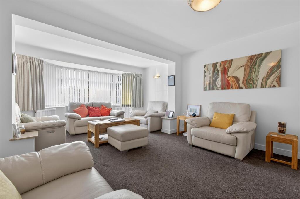 Wentbridge Drive, Mansfield - View 5