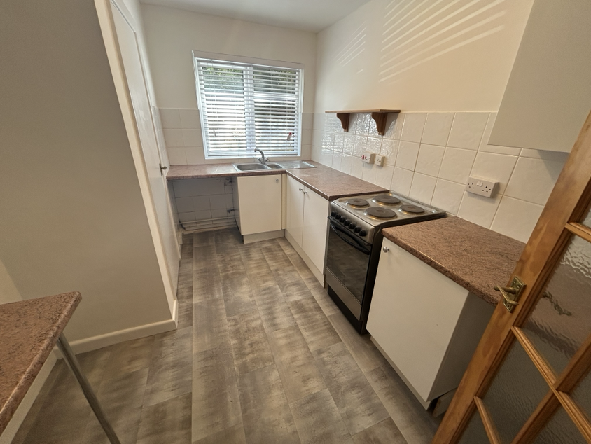 Apartment in Bournemouth, Springbourne - View 3