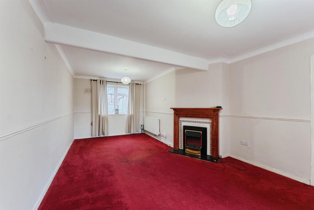 Christleton Drive, Ellesmere Port photo 4