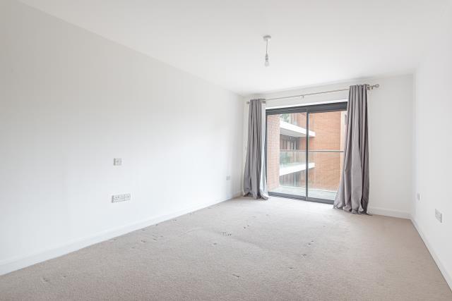 Apartment in Reading - More