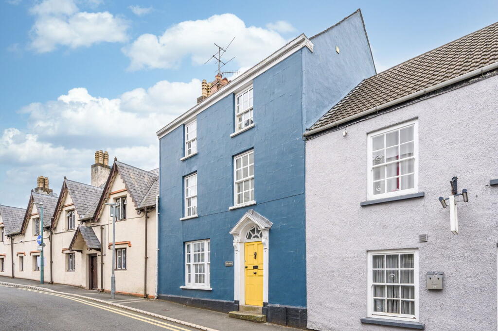 Main image of property: Griffin House, Chepstow