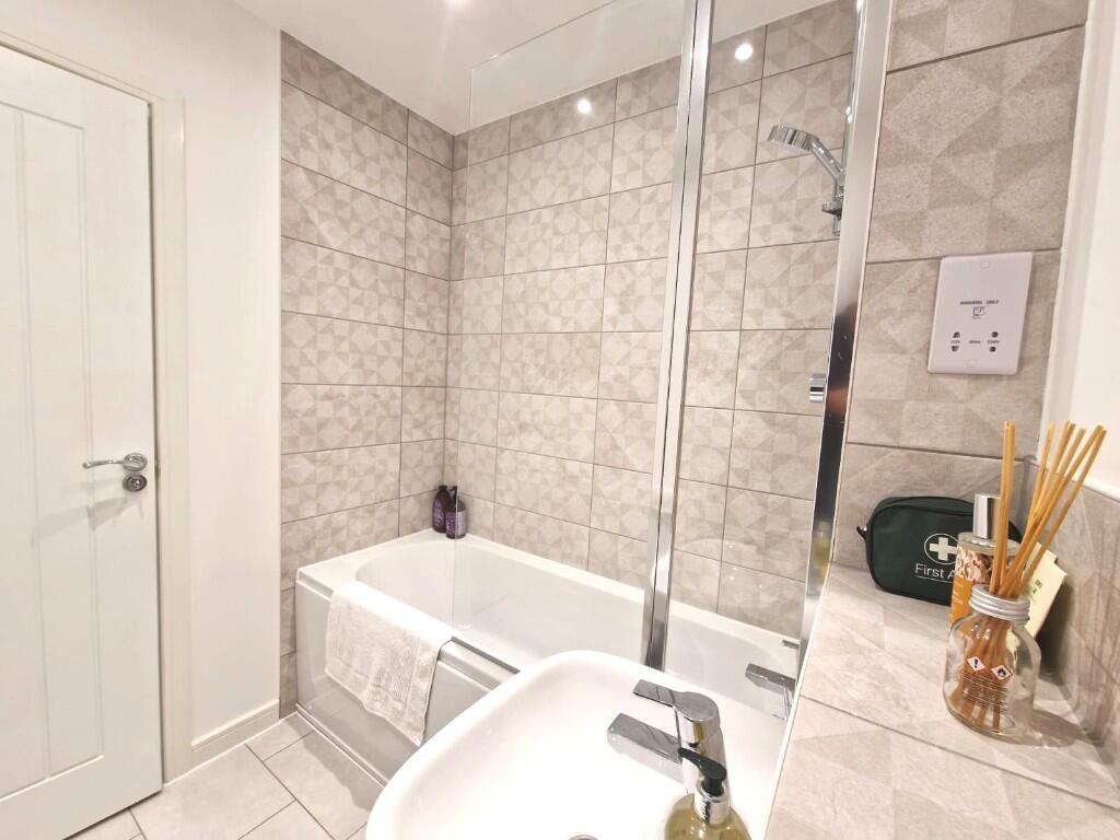 Additional image 16 of Needlers Way, B62