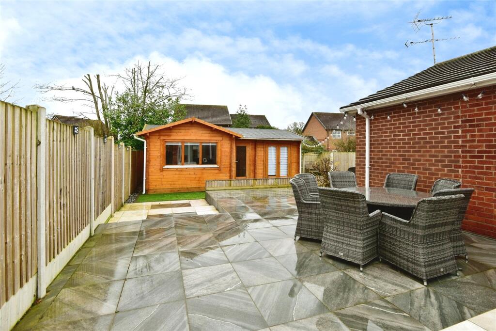 Newtons Crescent, Winterley, Sandbach, Cheshire, CW11 photo 3