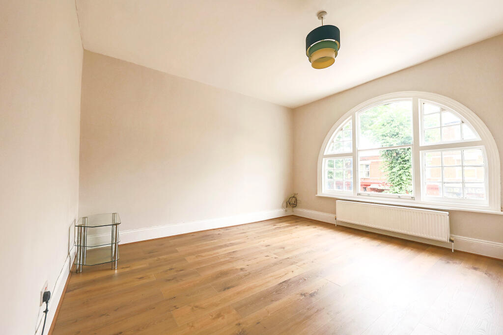 Main image of property: Northfield Avenue, Northfields, W13