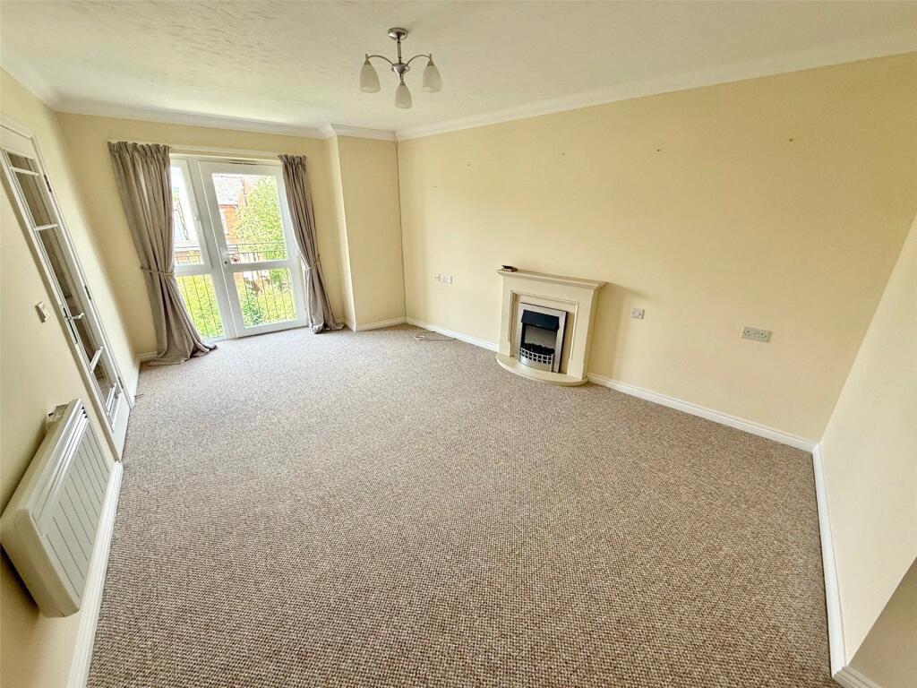 Vale Road, Stourport-on-Severn, Worcestershire photo 4