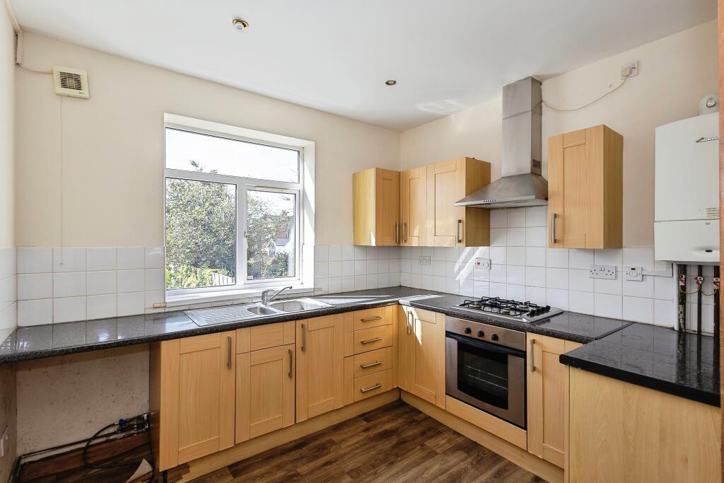 Apartment in Southsea, Milton - View 4
