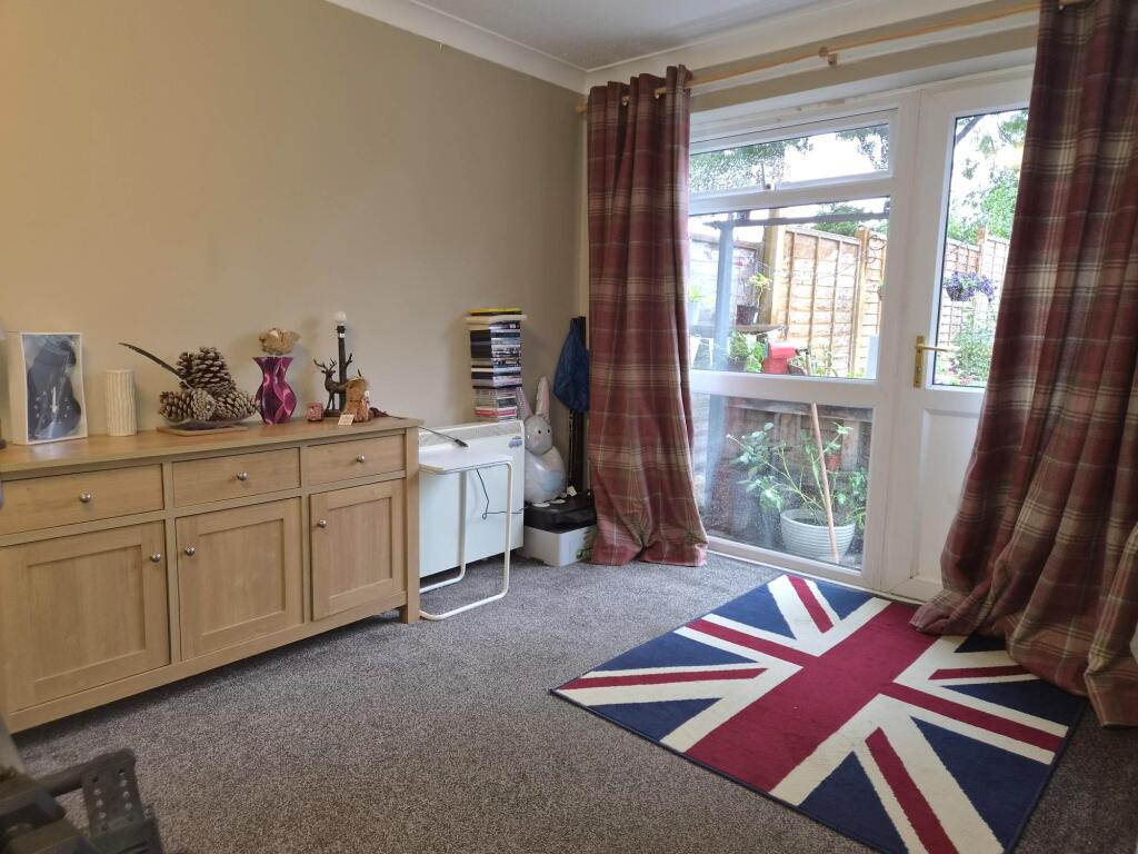Apartment in Ipswich - View 5