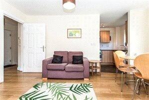 Woodhead Drive, Cambridge photo 3