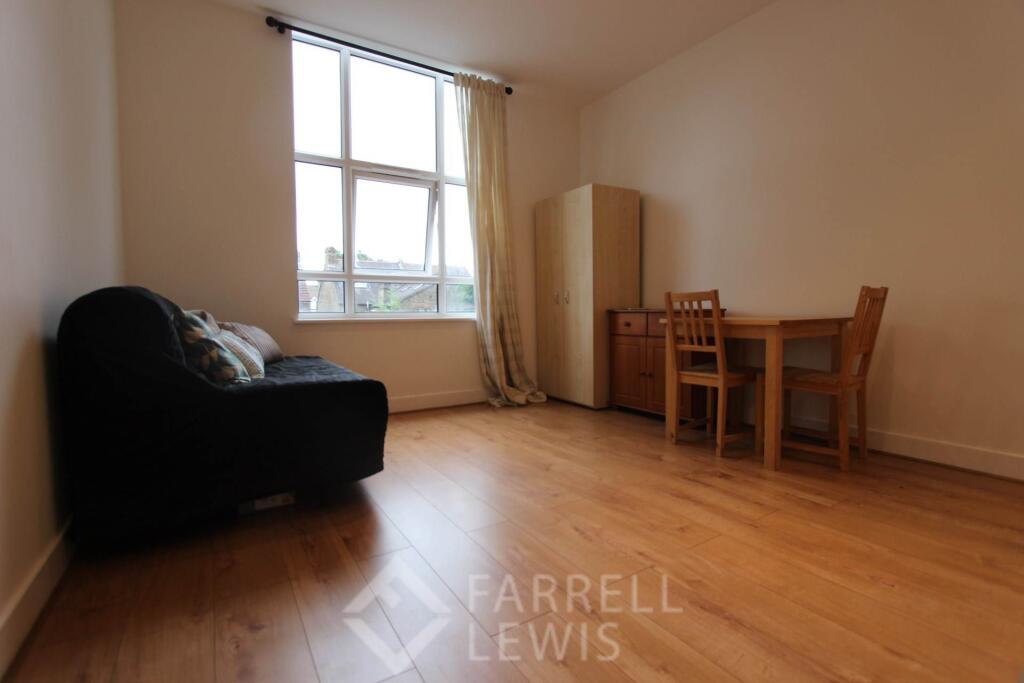 Studio apartment for rent