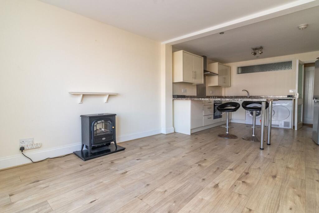 Apartment in Leicester - View 2