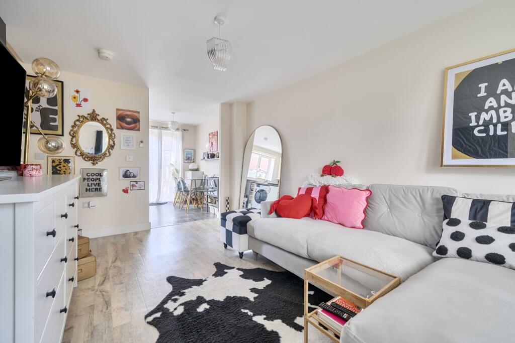House in Weston-super-Mare, Locking Castle - View 2
