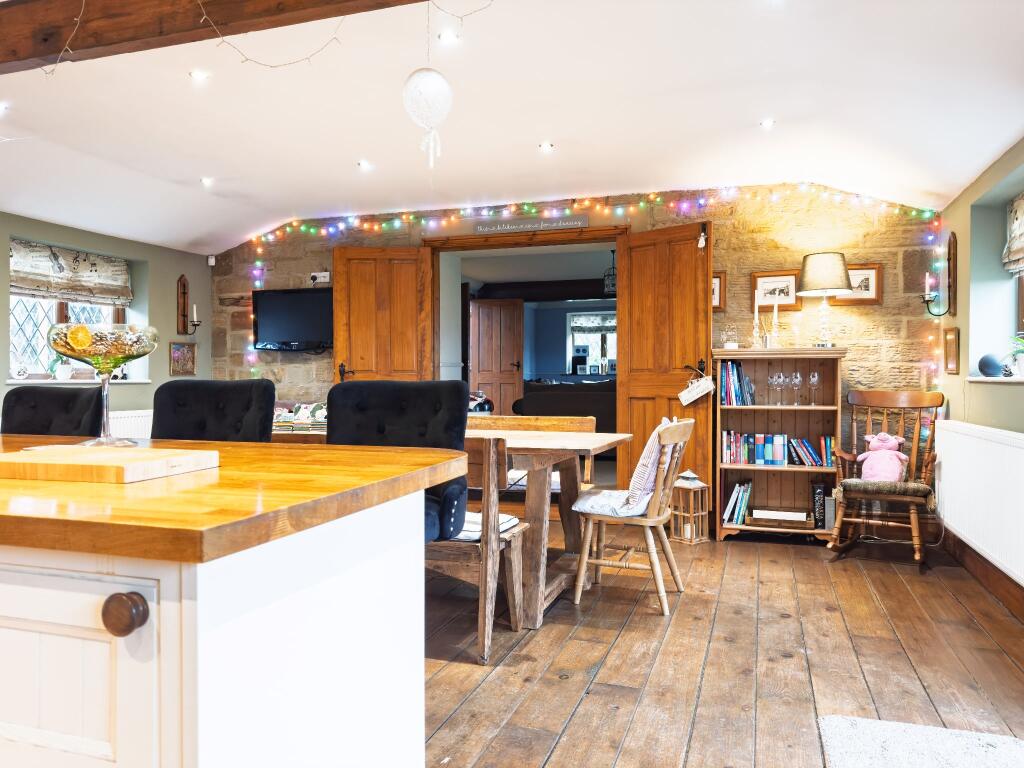 Additional image 14 of The Old Barn, Wyke Lane, Bradford, BD12 7ED