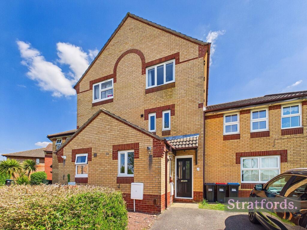 Main image of property: Rhodes Place, Oldbrook, MK6