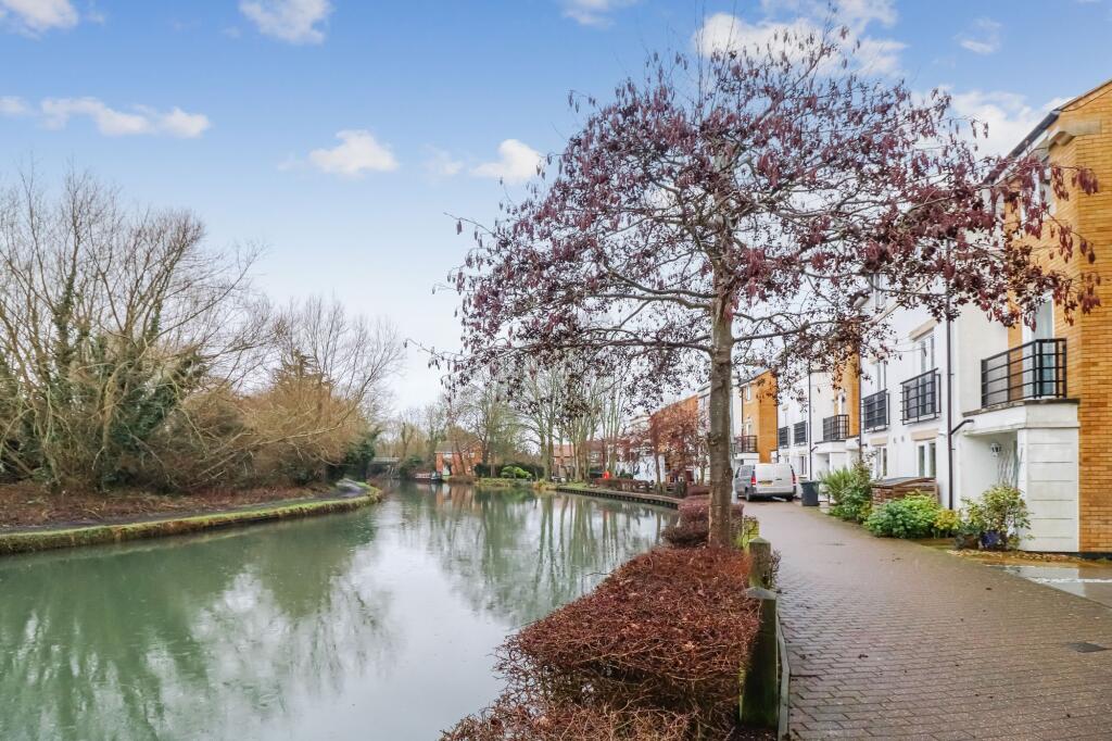 Main image of property: Grand Union Way, Kings Langley, WD4