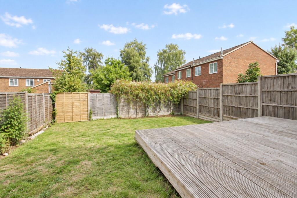House in Flitwick, Central Bedfordshire - View 4