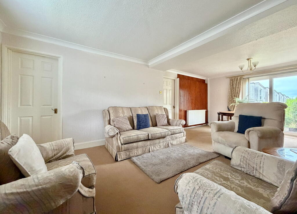 7D, Fleming Road,Cumbernauld,Glasgow,G67 1LQ photo 4