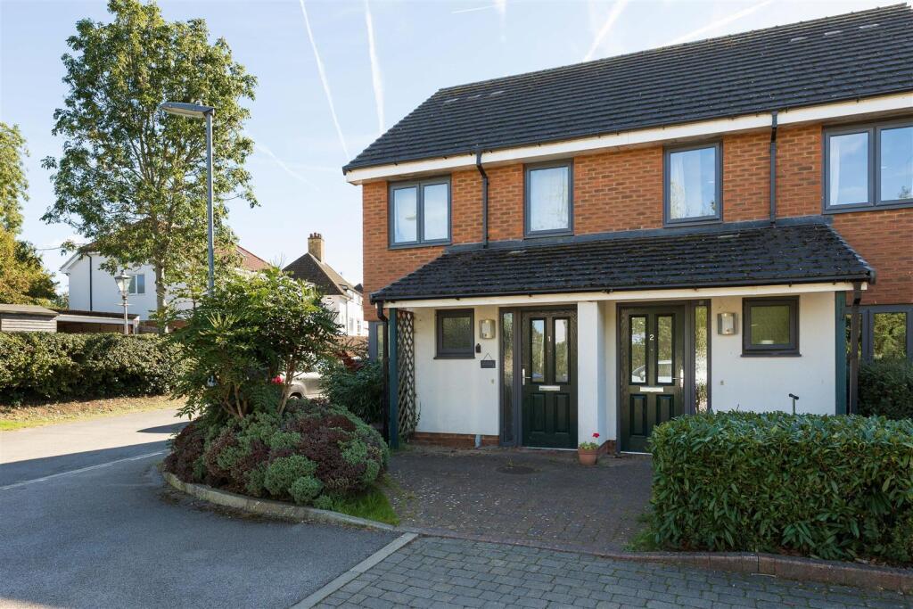 Main image of property: Hope Close, Sandon, Buntingford SG9 0DS