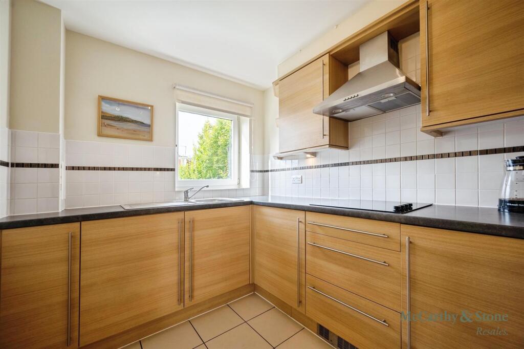 Apartment in Glasgow - More