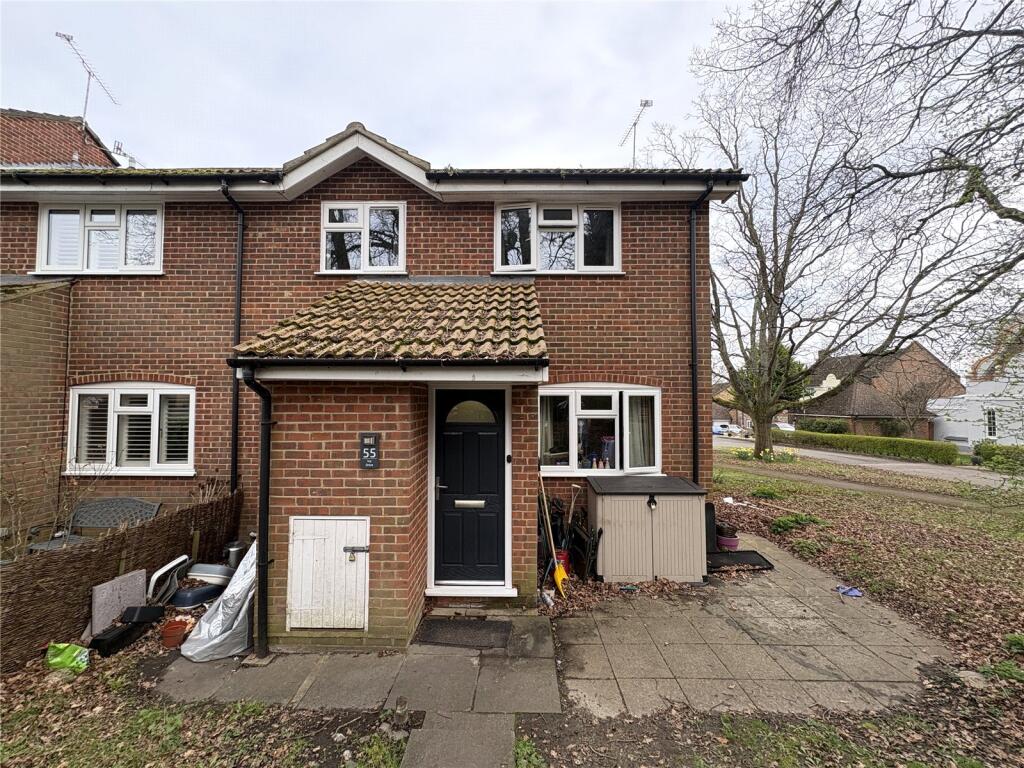 Main image of property: Ivy Drive, Lightwater, Surrey, GU18