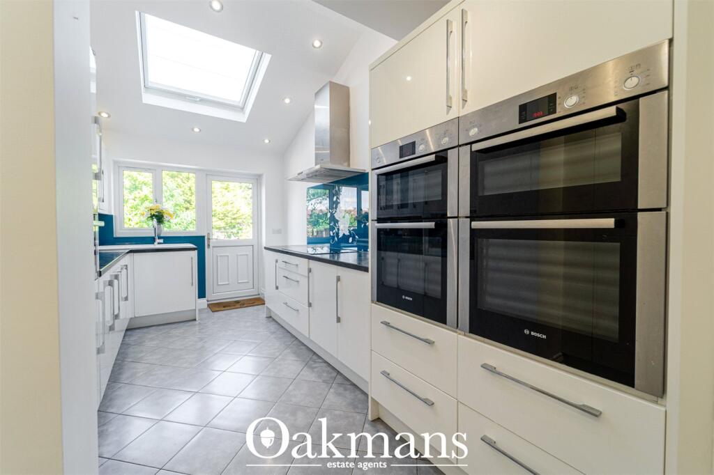 House in Birmingham, West Heath - More