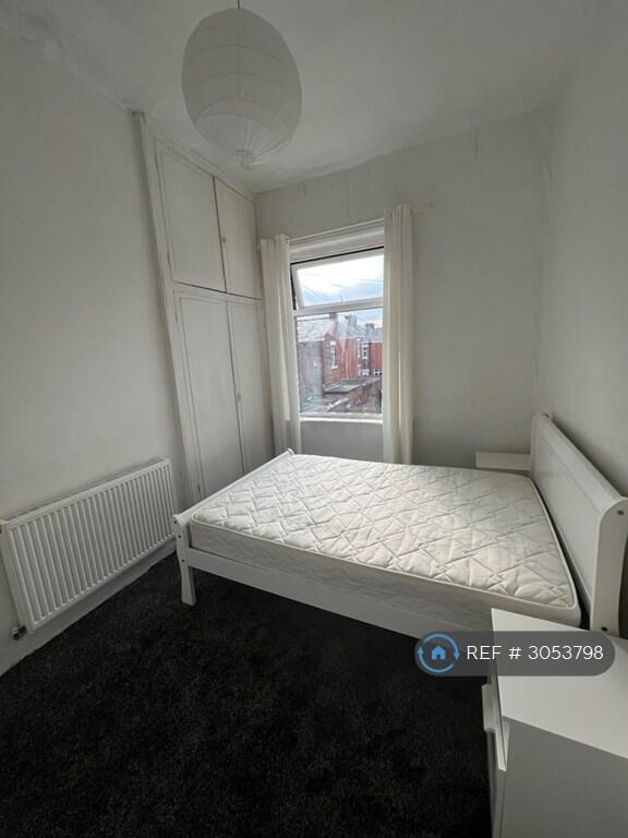 Apartment in Preston - View 3
