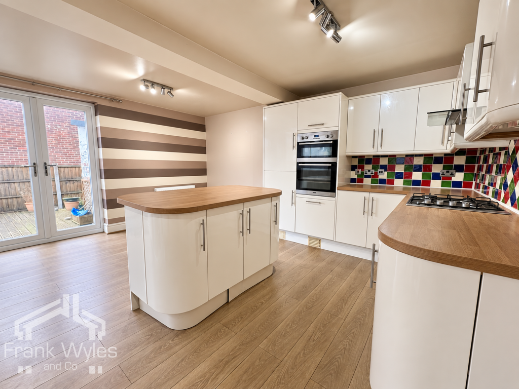 House in Fylde, Saltcotes, Lytham - More