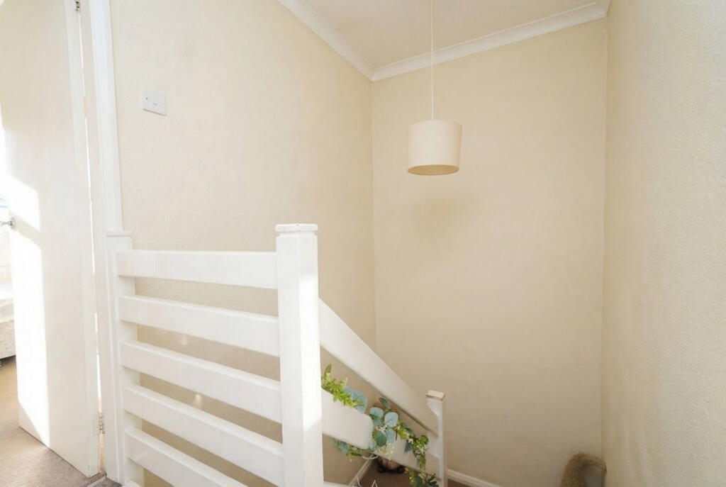 Additional image 8 of Fieldon Close, Shirley