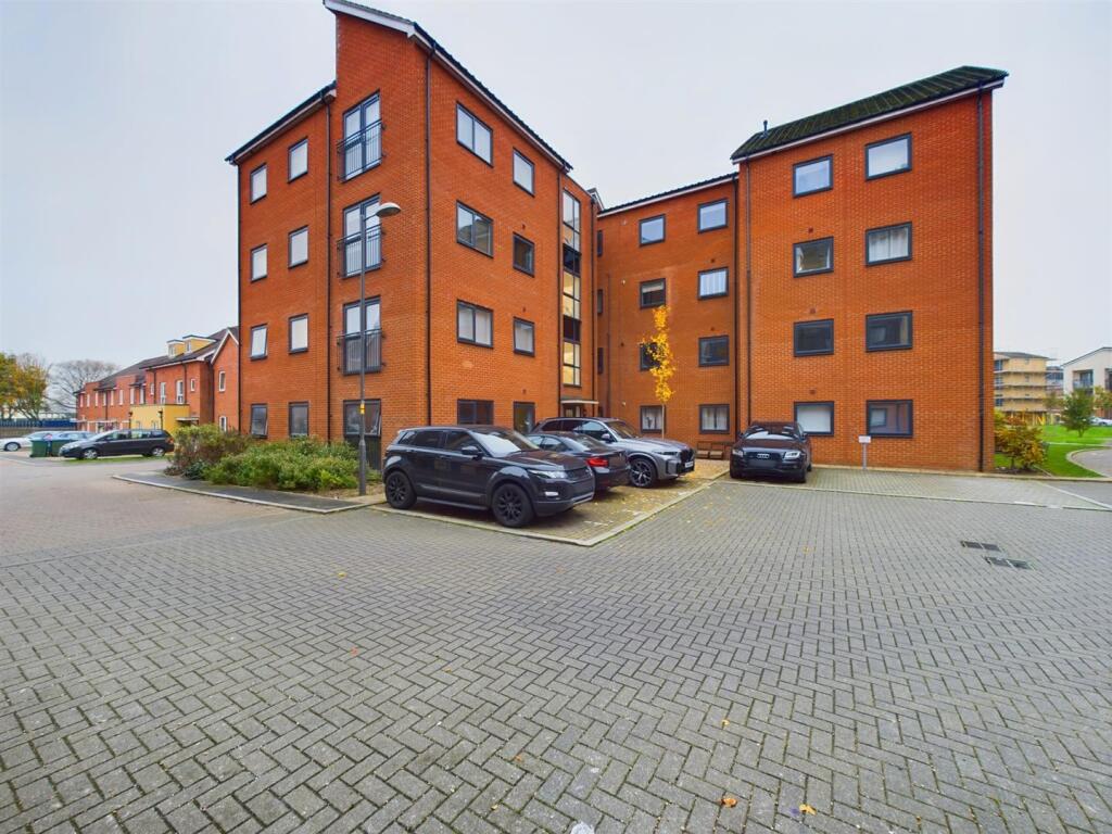 Main image of property: Boldison Close, Aylesbury, Buckinghamshire